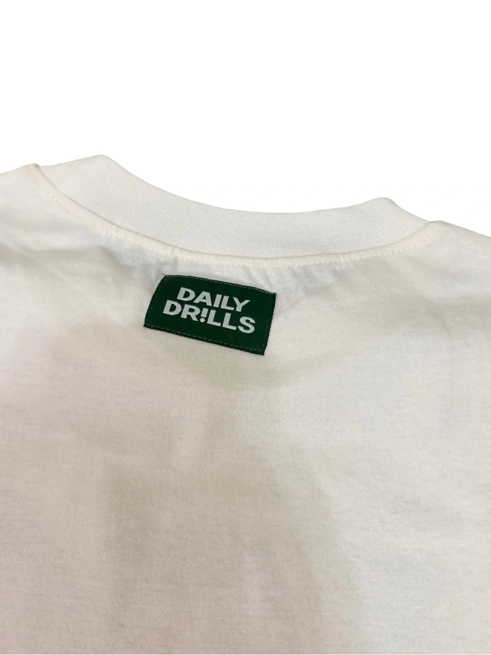 ❤️ Daily Drills I ❤️ DD Vintage Souvenir Tee NIB M/L Graphic Oversized Tee - Picture 11 of 11